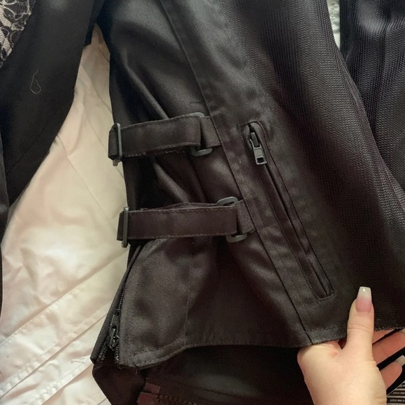 SOLD - Picture 3 of 8